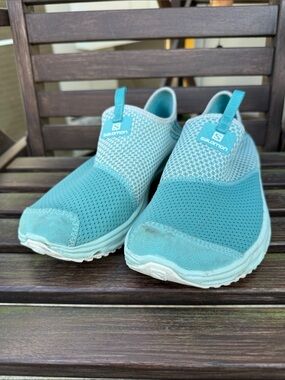 Salomon Women's Teal Slip-On Mesh Moc Shoes